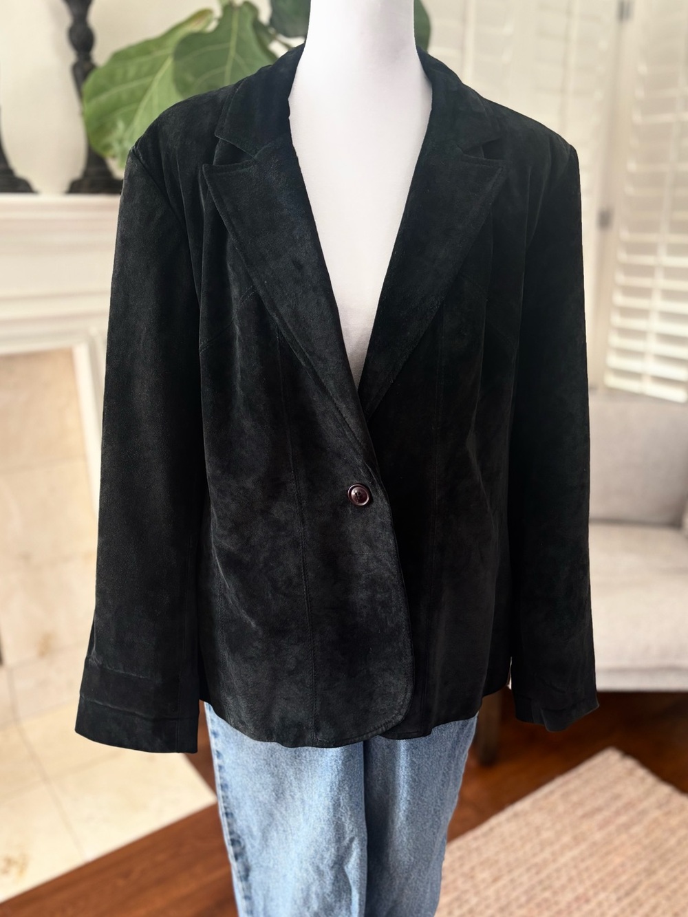Vintage 90s/Y2k Black Suede Single-Button Women's Blazer Jacket